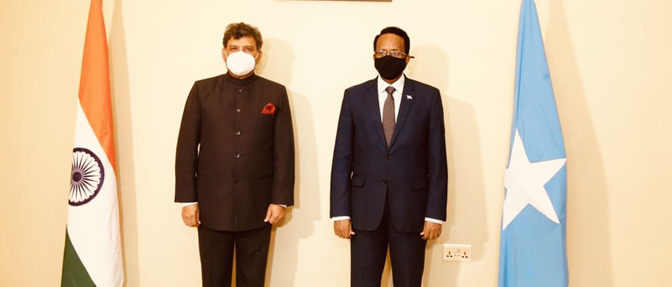  At presentation of credentials by HC Dr. Virander Paul, concurrently accredited as Ambassador of India to Somalia to President H.E. Mr. Mohamed Abdullahi Mohamed [Mogadishu, 29 May,2021]

